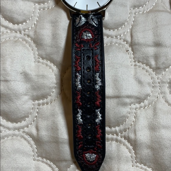 REBECCA MINKOFF NWT Ladies Watch - Picture 4 of 7